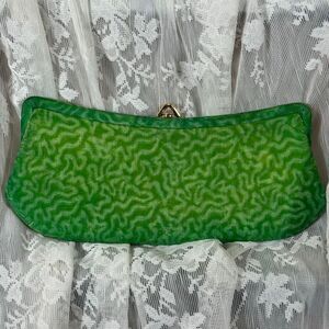 Vintage Green Velvet Clutch Bag – Gold Kiss Clasp | Abstract Pattern